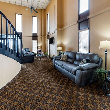 South Hutchinson Rodeway Inn מראה חיצוני תמונה