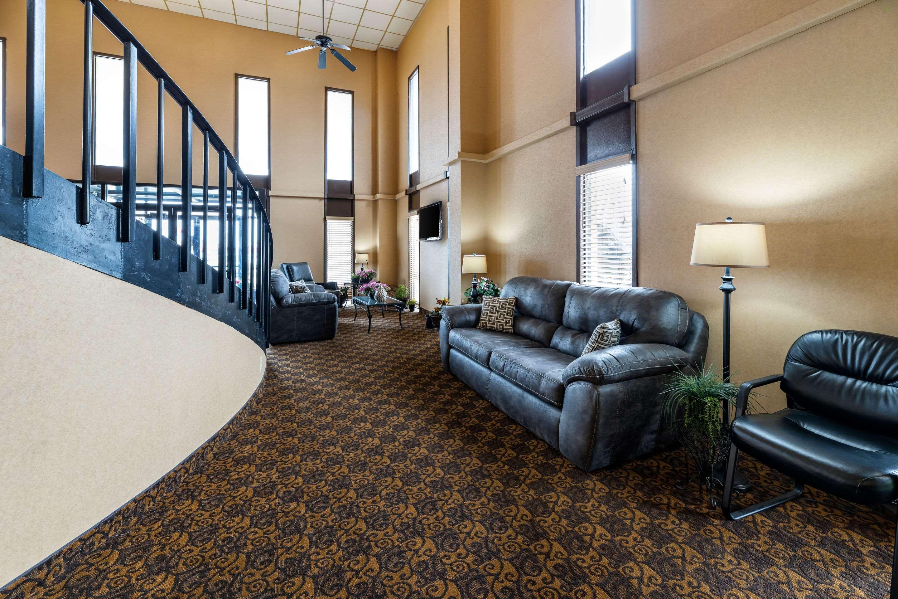 South Hutchinson Rodeway Inn מראה חיצוני תמונה